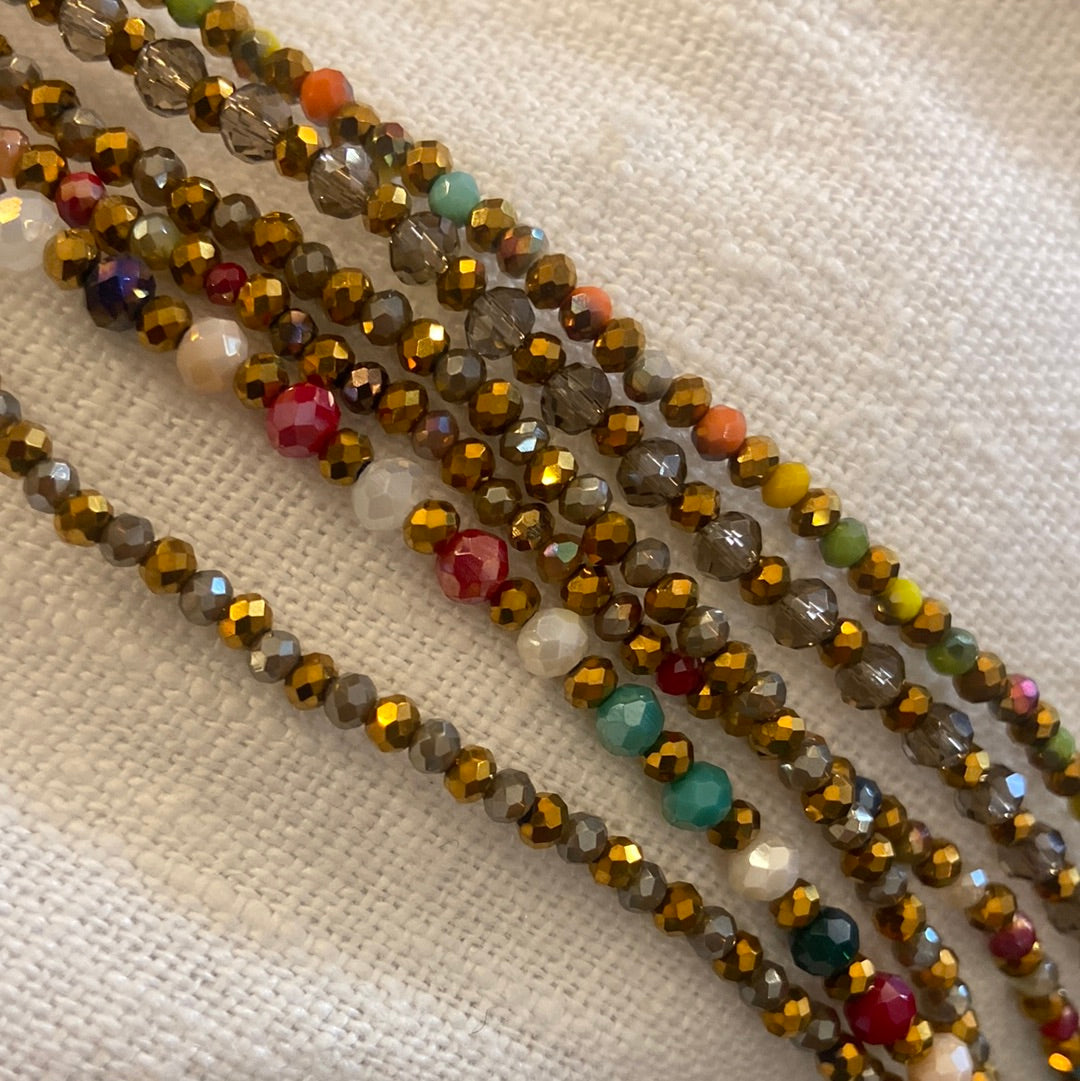 SAUTOIR EN PERLES DE VERRES